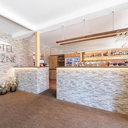 Hotel Snezne Dış mekan fotoğraf